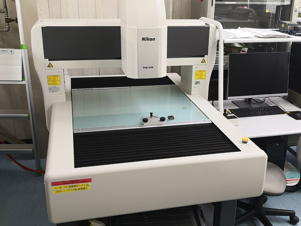 三次元測定機(光学式)