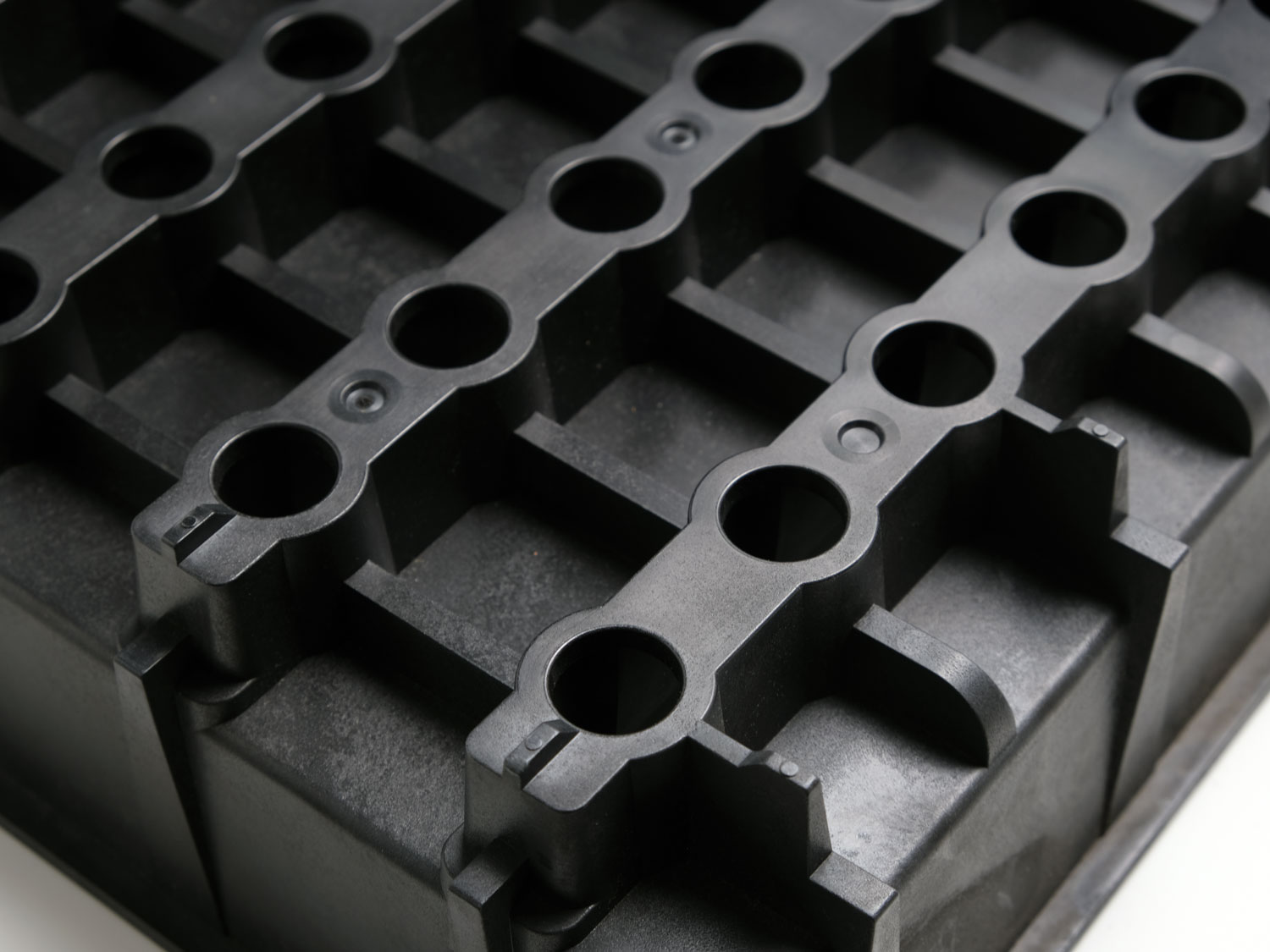 電装部品 アニール用トレイ